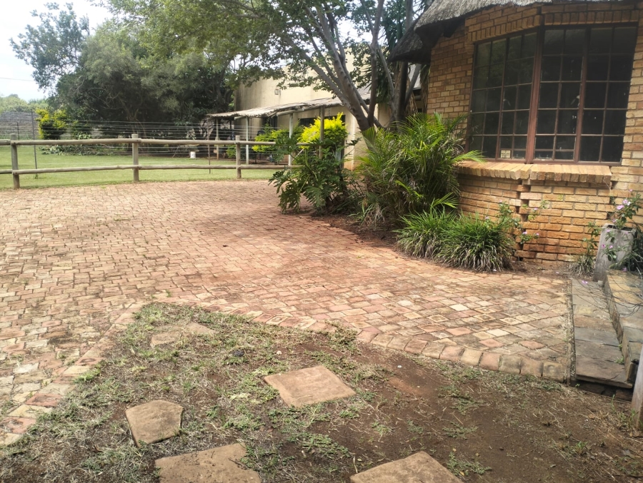 Commercial Property for Sale in Boschfontein A H North West